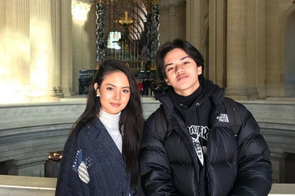 Potret Memikat 11 Artis Kakak Beradik Blasteran, Parasnya Uwu Abis