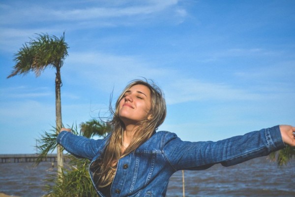 5 Tips Meredakan Stres secara Natural, Gak Perlu Uang Berjuta-juta!