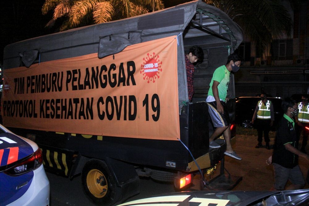 200 Mobile COVID Hunter Siap Bubarkan Massa Berkerumun di Kota Bandung