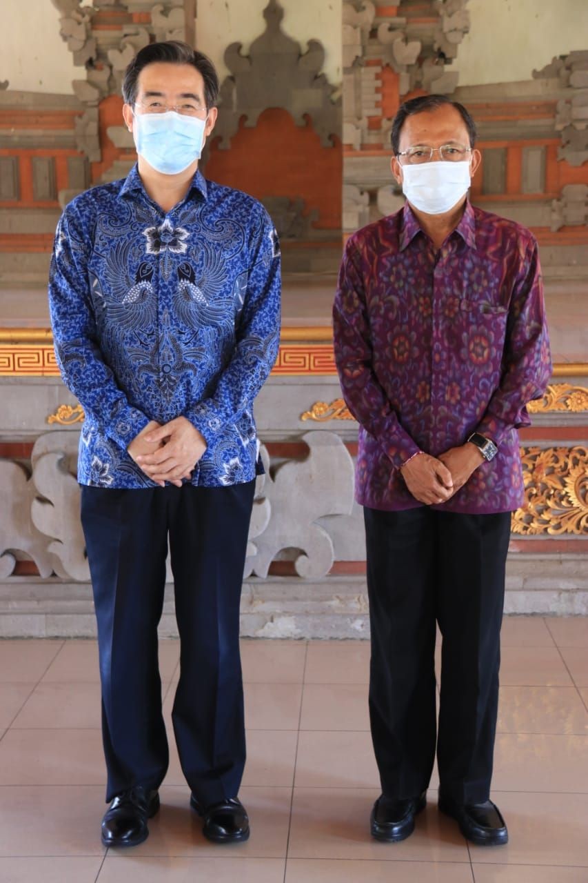 Bali Terima Bantuan Peralatan Medis dari Konjen Tiongkok di Denpasar