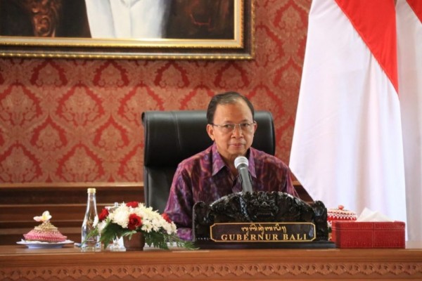 Gubernur Bali Mengaku Takut Efek Vaksin Moderna, Apa Penyebabnya?