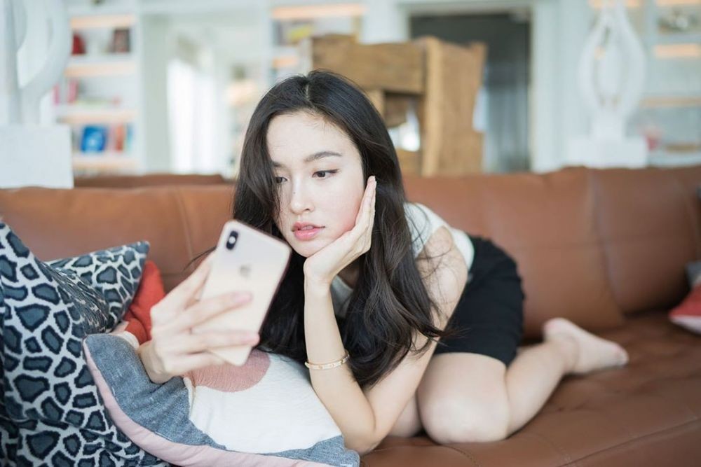 Feminin dan Memikat, 10 Artis Thailand Ini Terlahir Sebagai Cowok