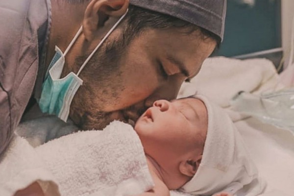 10 Potret Imut Air Rumi Akbar 1453, Anak Irish Bella dan Ammar Zoni