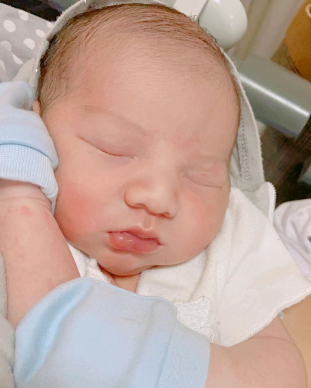 10 Potret Imut Air Rumi Akbar 1453, Anak Irish Bella dan Ammar Zoni