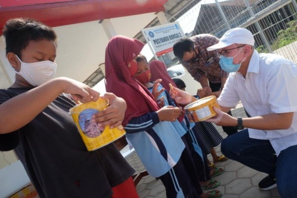 Peringati Hari Ozon, Honda Bagi 1.000 Sembako untuk Aktivis Lingkungan