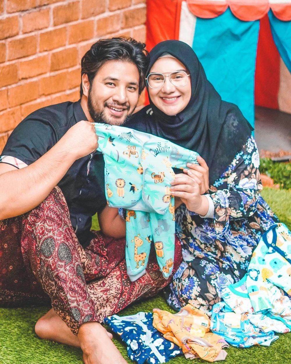 Mama Muda Usia 24 Tahun, 7 Sumber Penghasilan Super Wow Irish Bella