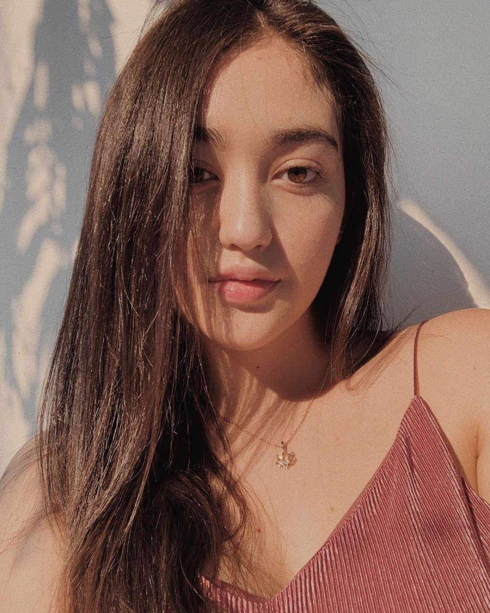 10 Artis Ini Tetap Betah Sendiri meski Ditinggal Menikah Sang Mantan