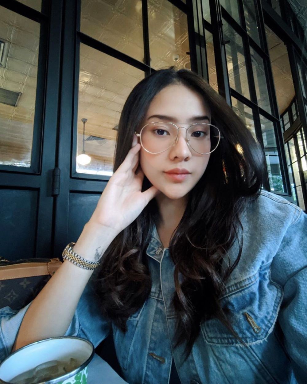 10 Potret Anya Geraldine Makin Memikat Setelah Bubar dengan Ovi