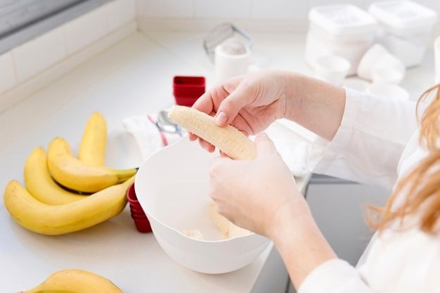 Resep Mudah Membuat Pisang Plenet, Kuliner Semarang yang Manis Enak