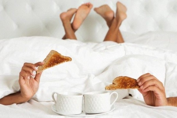 10 Manfaat Kesehatan Morning Sex, Cara yang Baik untuk Memulai Hari