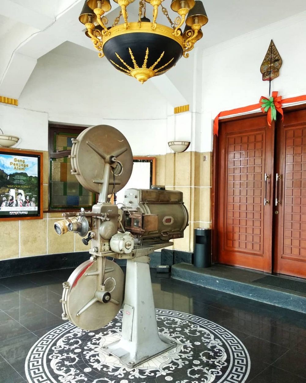 Braga Sunyi, Kegiatan Seabad De Majestic Bioskop Pertama di Bandung