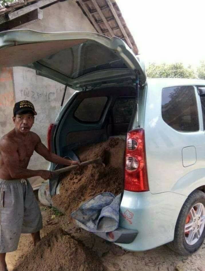 10 Potret Kocak The Real Sultan, Tingkahnya Bikin Tepuk Jidat