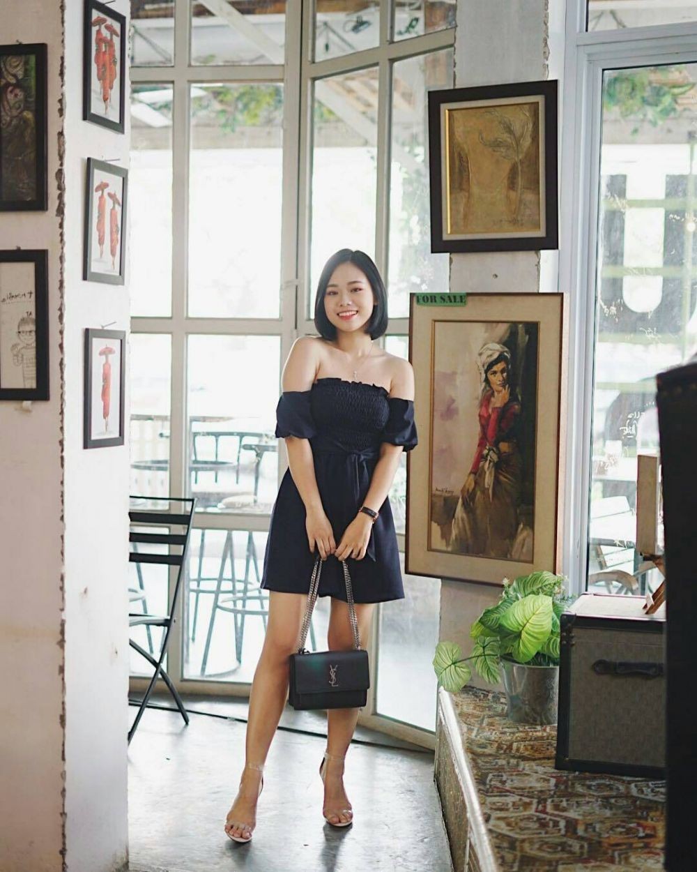 Feminin dengan Rok dan Dress, 10 OOTD ala Beauty Vlogger Molita Lin