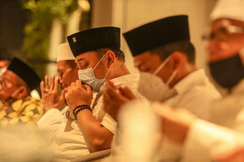 Doa Kiai dan Kisah Eri Cahyadi Sebelum Maju Pilkada Surabaya