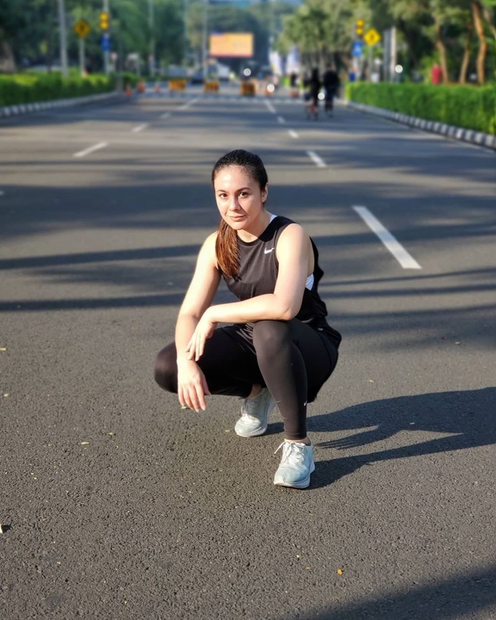 Sudah 39 Tahun, 10 Potret Bare Face Wulan Guritno yang Menawan