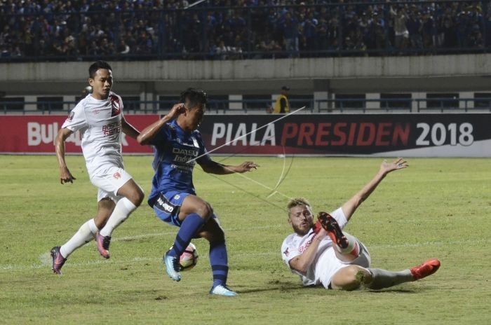 Persib Bandung Buru Tiga Kemenangan Beruntun Kala Bertemu Bali United 