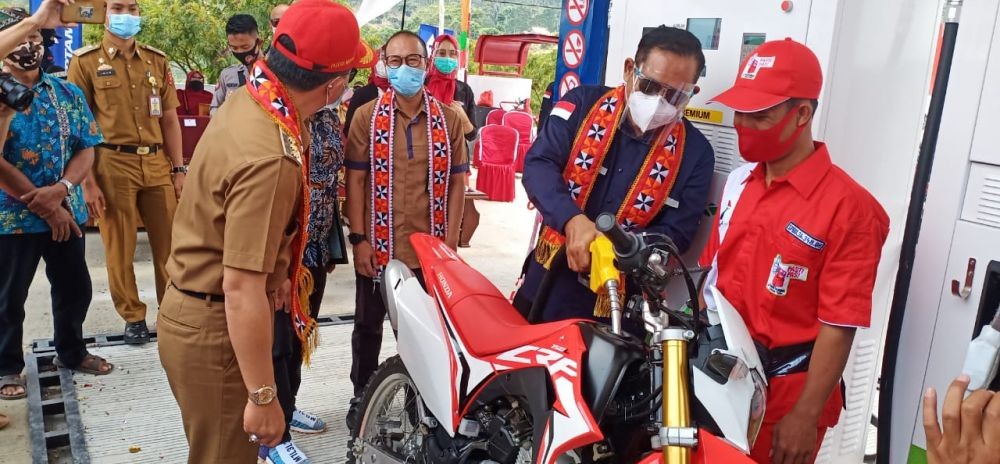 Pertamina Operasikan Tiga SPBU BBM Satu Harga di Lampung Barat
