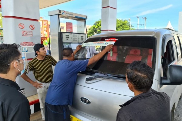 Dapat Kritikan Dewan, Program Stiker BBM Bersubsidi Dicabut