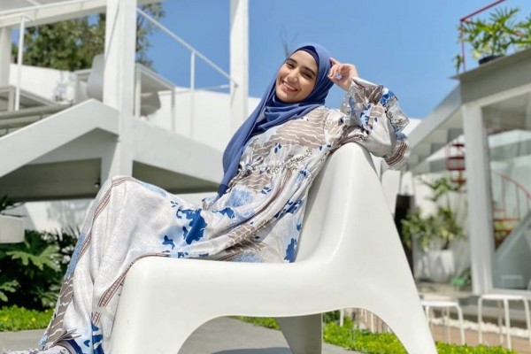 Usia Kandungan dan Kabar Cerai Viral, 10 Potret Manis Nadya Mustika