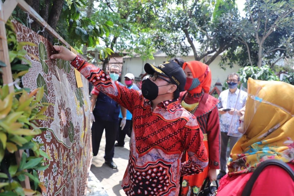 Festival Hari Batik Nasional 2020 di Kuburan Londo