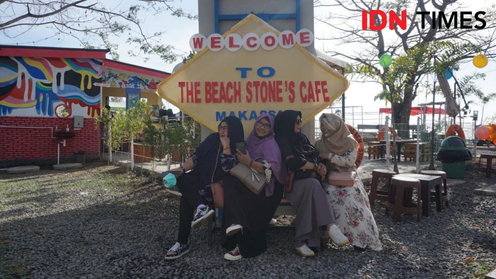 Beach Stone's Suguhkan Nuansa La Plancha Seminyak Bali di Makassar