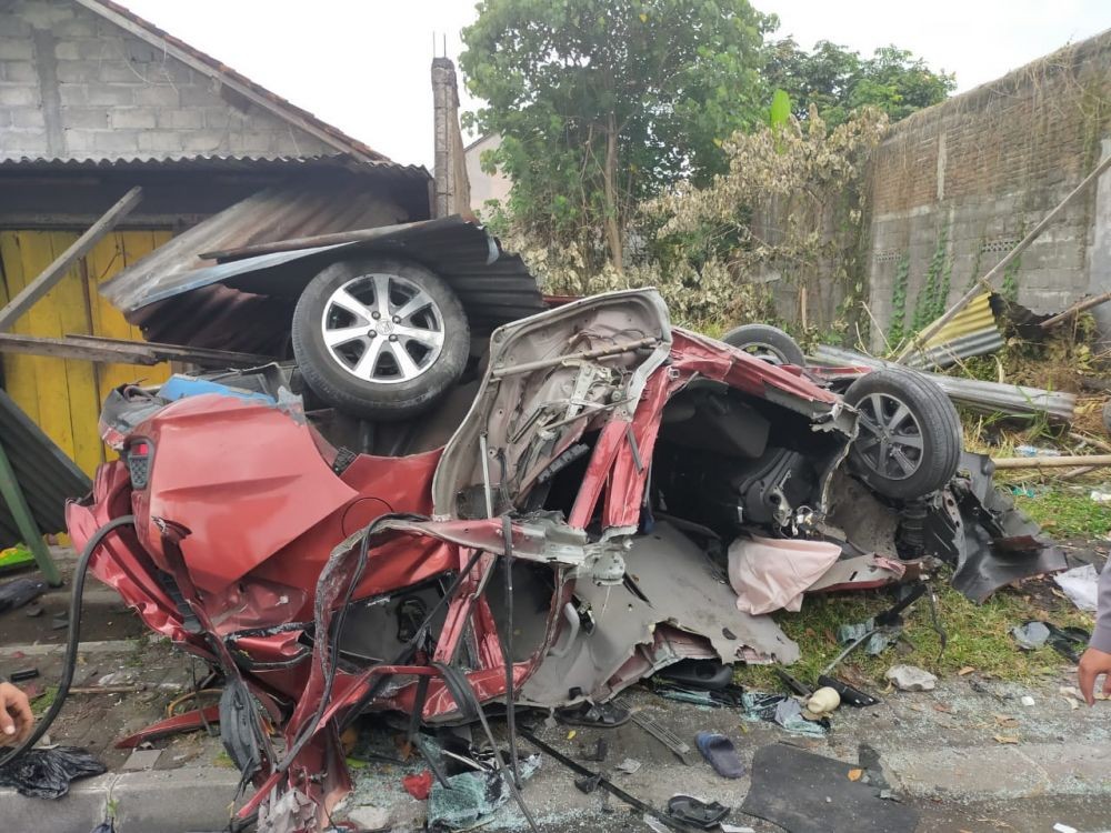 Kecelakaan Maut di Jalan Magelang Tewaskan Empat Orang