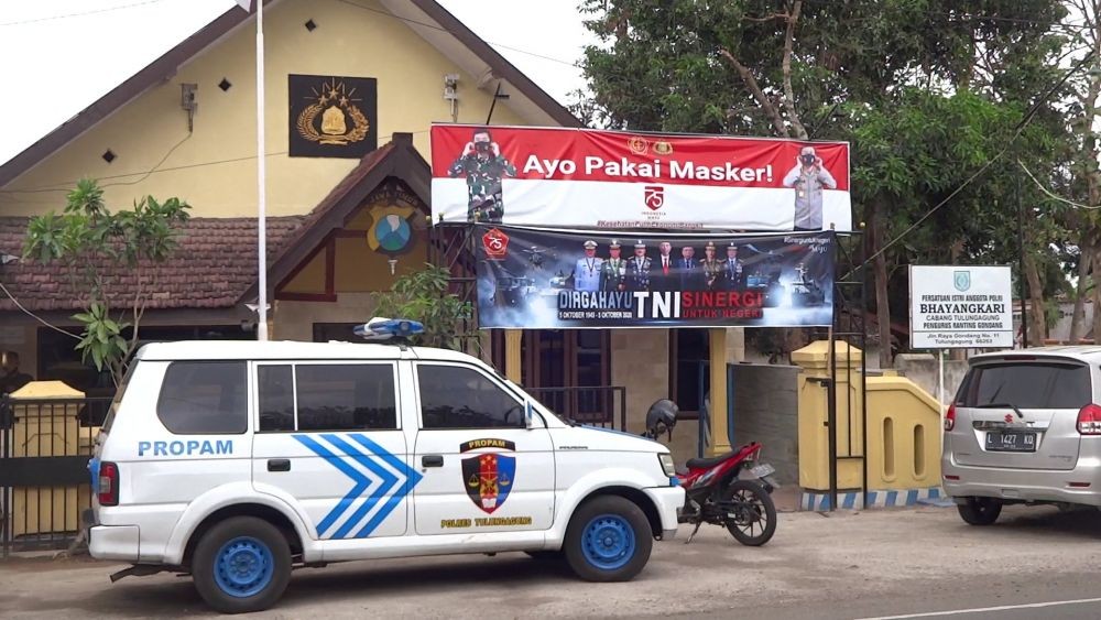 Viral Polisi Dangdutan di Tengah Pandemik, Ide Dari Kepala Desa
