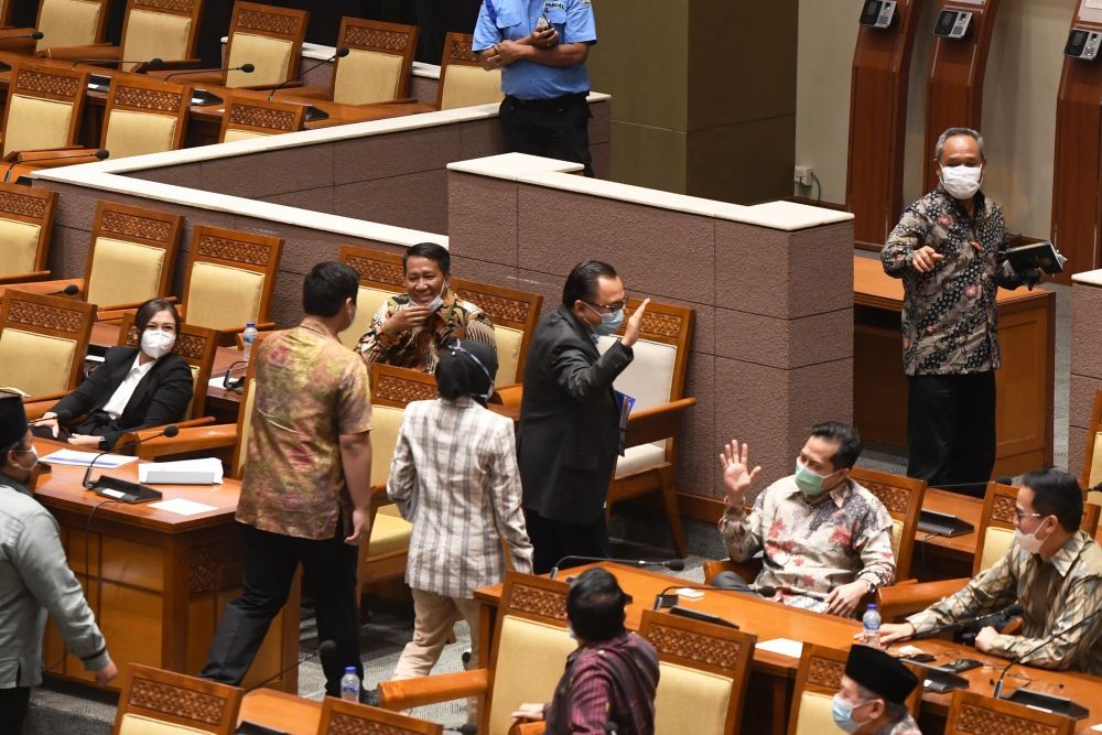 Cawalkot Tangsel Siti Nur Azizah Dukung Omnibus Law, Asal.. 