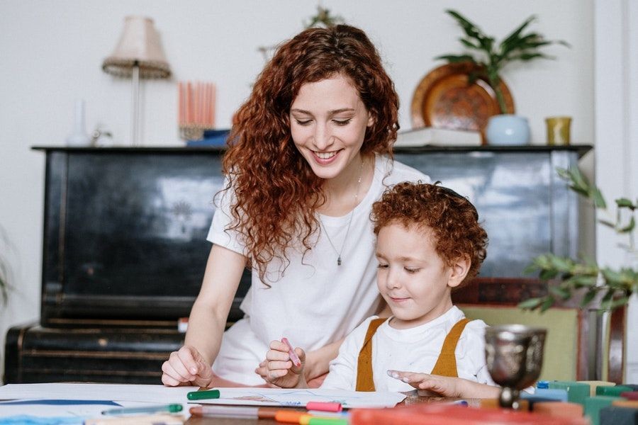 12 Inspirasi Nama Anak Lakilaki dengan Arti Cinta dan