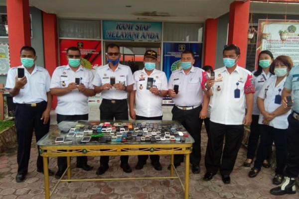 Lapas Narkotika Siantar Gelar Sidak, Ratusan Unit Handphone Disita