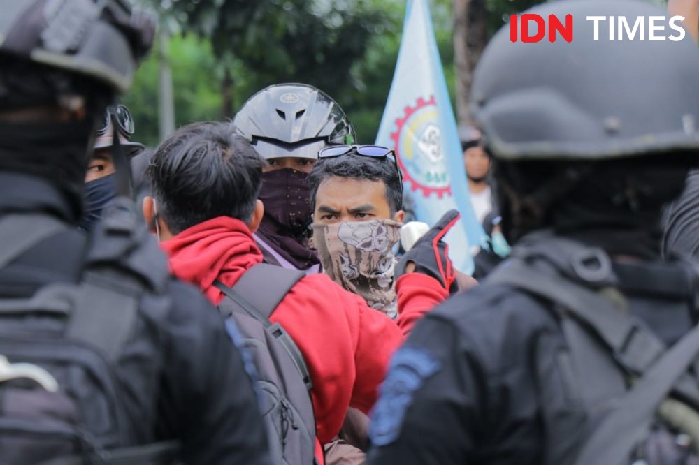 Cegah Ikut Demo, Polisi Razia Pelajar Tangerang