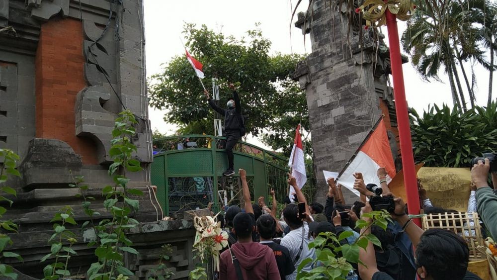 Perjalanan Demo Omnibus Law di Bali, Ricuh Hingga Anak Kecil Ikut Aksi