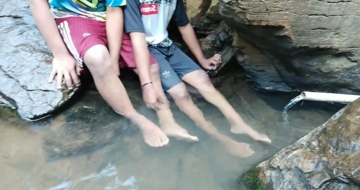 Air Terjun Lembah Pelangi Lampung, Sensasi Nikmati Dua Suhu Air 