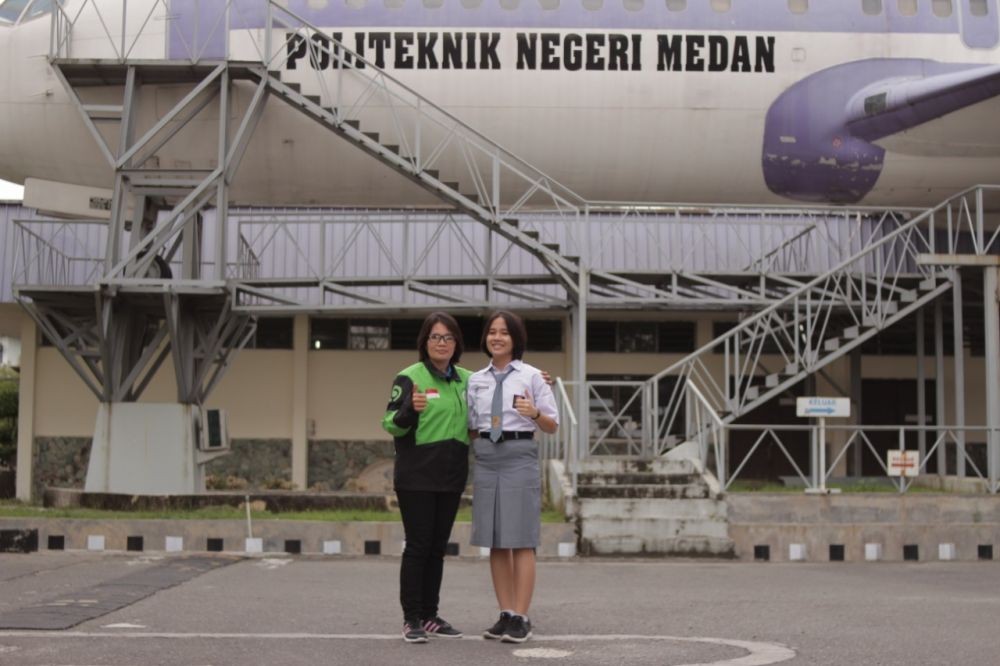 Tiga Anak Mitra Gojek Raih Beasiswa Kuliah di Politeknik Negeri Medan