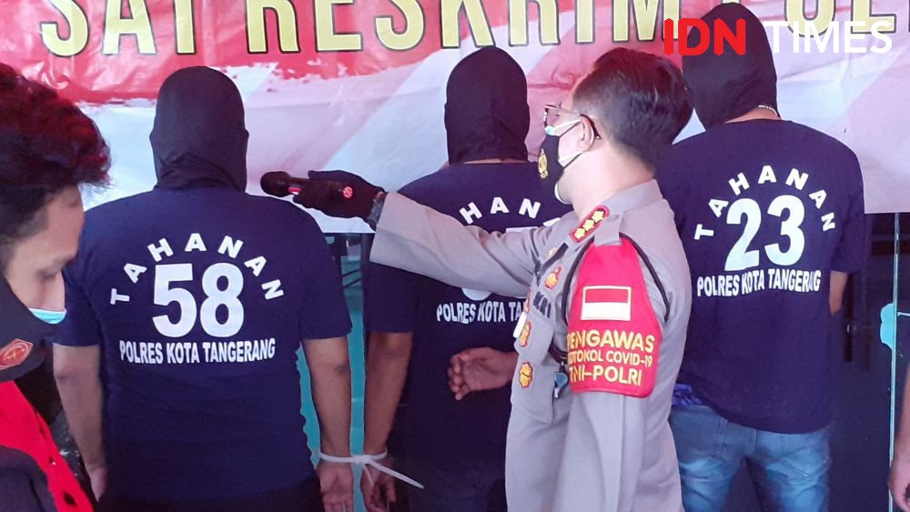 9 Anggota Ormas Jadi Tersangka Perusakan Saat Demo Tolak Omnibus Law