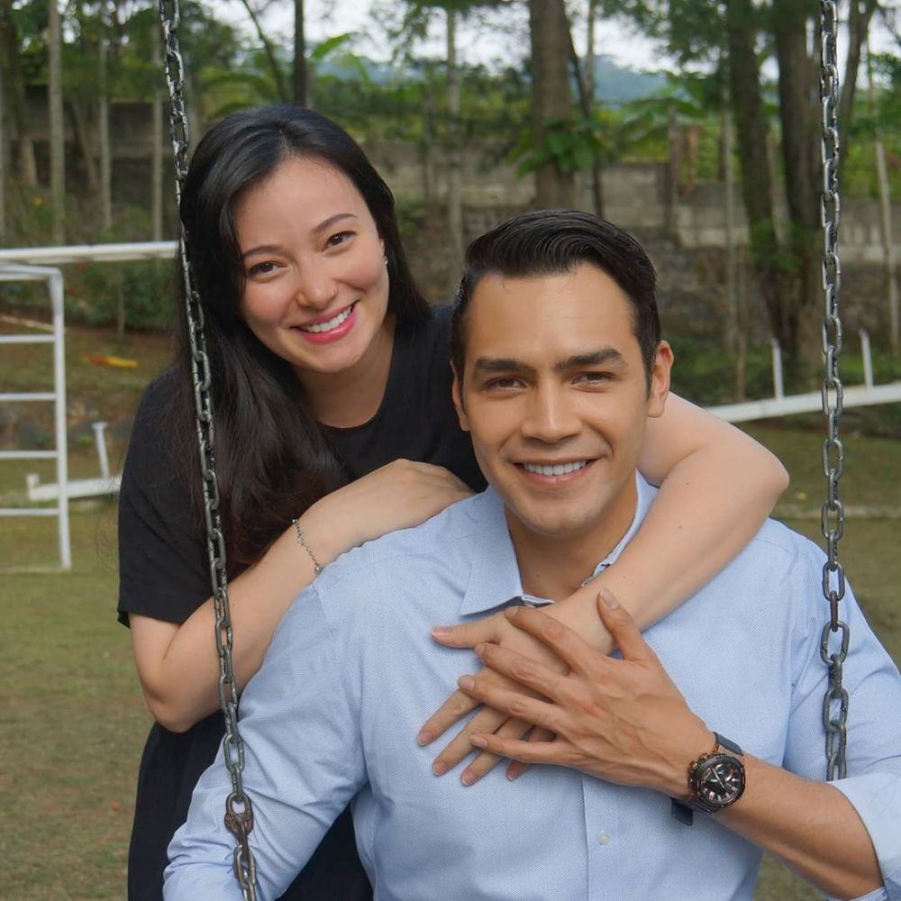 10 Pasangan Artis ini Serasi Abis, Suami Blasteran dan Istri Indonesia