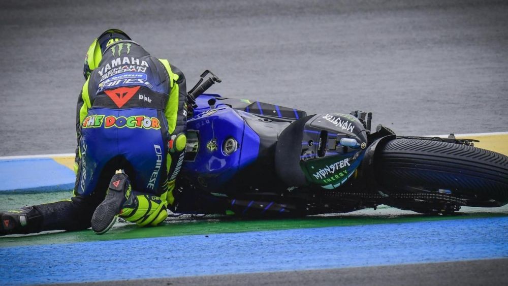 Setelah Cristiano Ronaldo, Valentino Rossi Juga Positif COVID-19