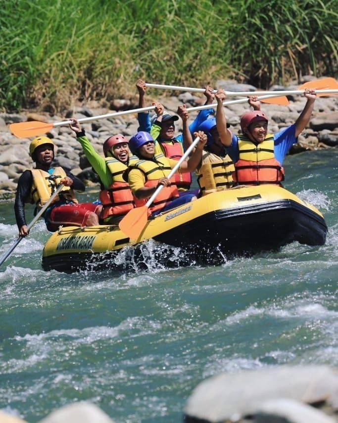 10 Tempat Wisata Ekstrem Di Indonesia, Surganya Pencinta Adrenalin