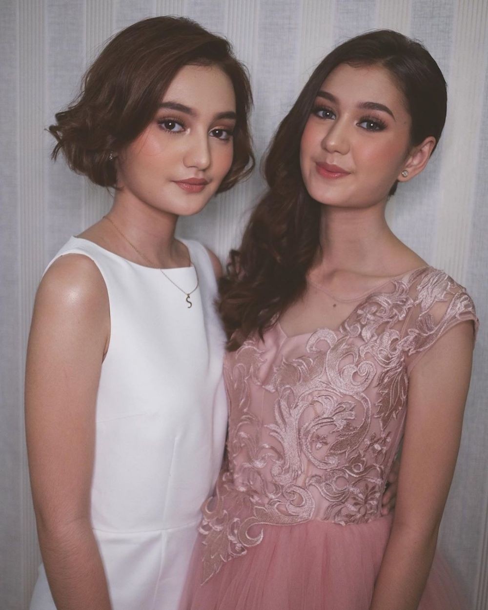 10 Kakak-Adik Blasteran Berparas Menawan, Sama-sama Jadi Artis
