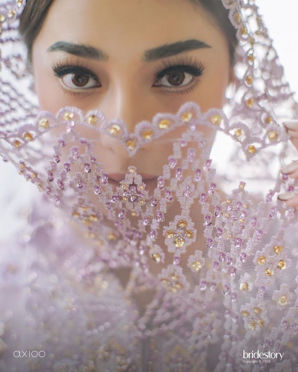 10 Potret Haru Pengajian Pranikah Nikita Willy dan Indra Priawan