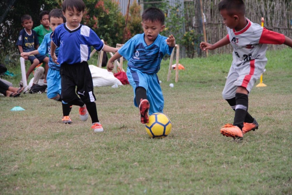 Ulang Tahun ke-10 Bansar FC Dimeriahkan Tim Anak Baik 