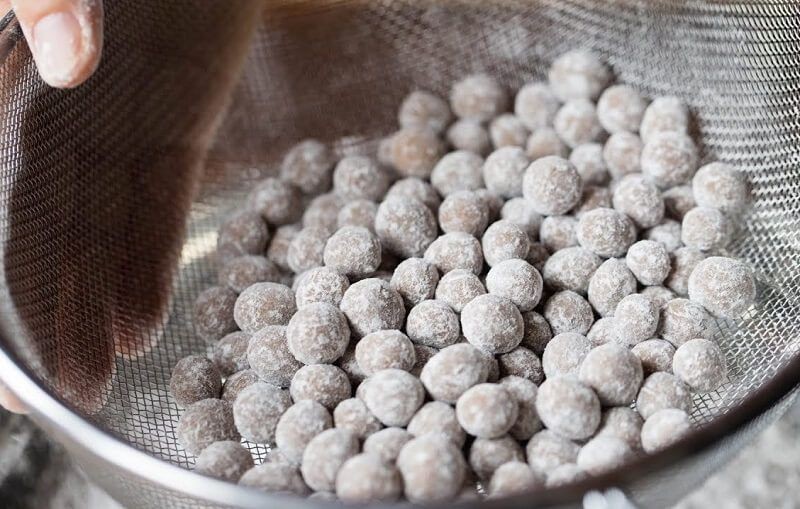 Resep Membuat Boba Sendiri di Rumah, Biar Teksturnya Kenyal dan Enak