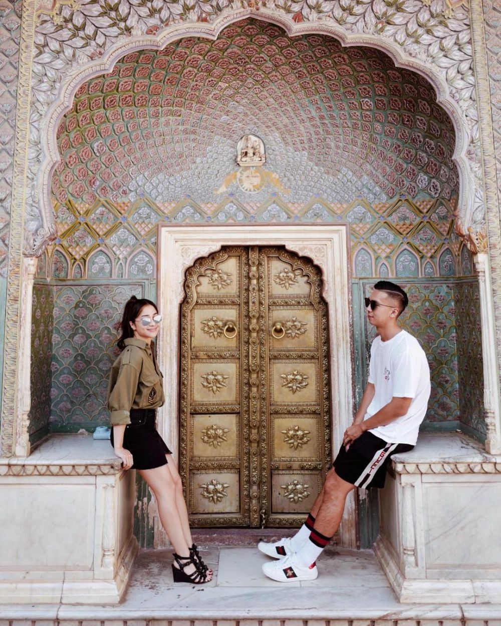 Sempat Putus, 10 Foto Perjalanan Nikita Willy dan Indra hingga Menikah