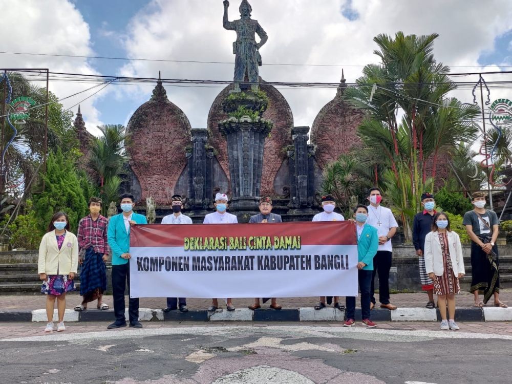 Aksi Tolak UU Cipta Kerja di Bali: Adi Wiryatama Jangan Lari Sembunyi