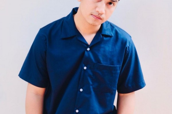 10 Artis ini Kelihatannya Single, Padahal Sudah Jadi Bapak Lho