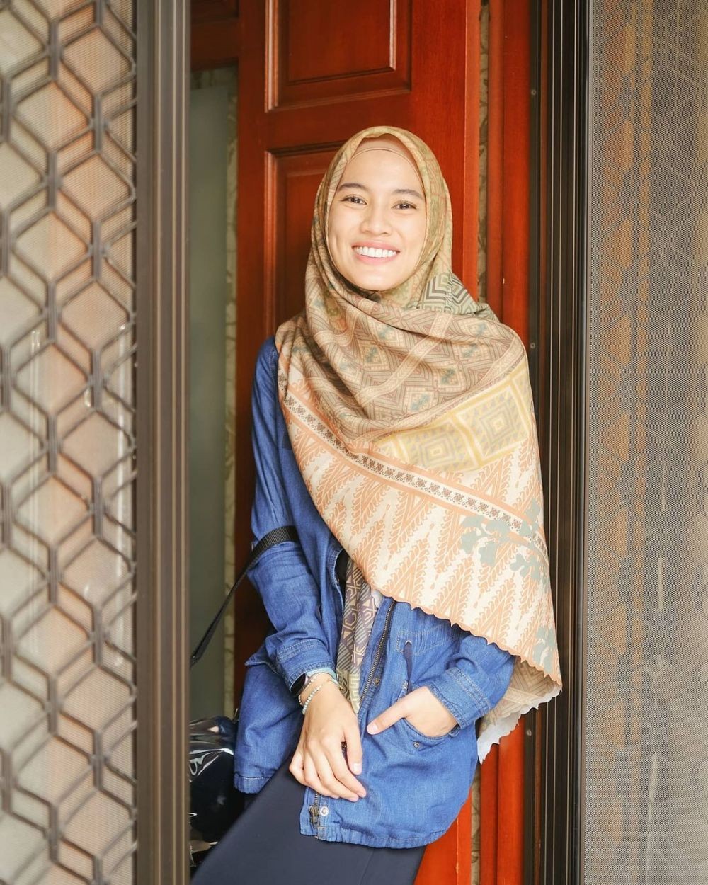 Eksis Pada Zamannya, Ini 9 Kabar Artis Sinetron Bunga di Tepi Jalan!