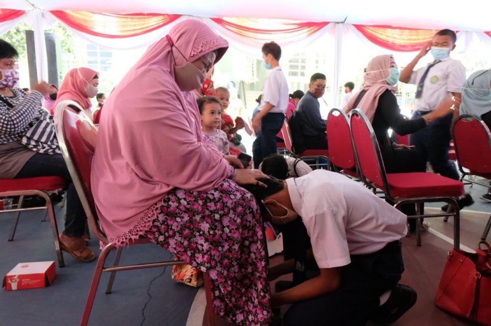 Orangtua Siswa di Surabaya Wajib Ikut MOS