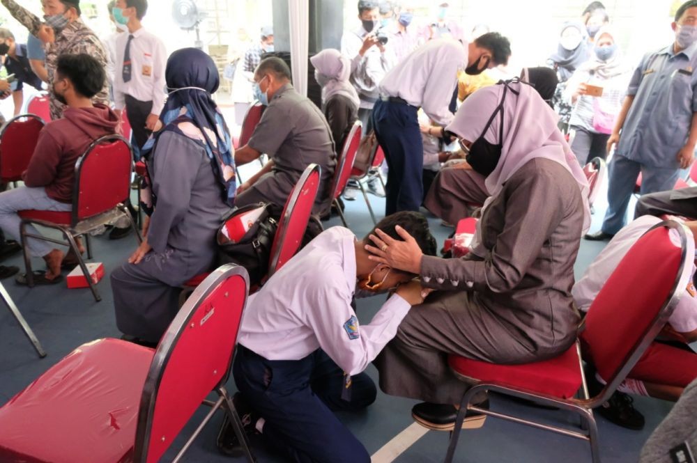 Orangtua Siswa di Surabaya Wajib Ikut MOS