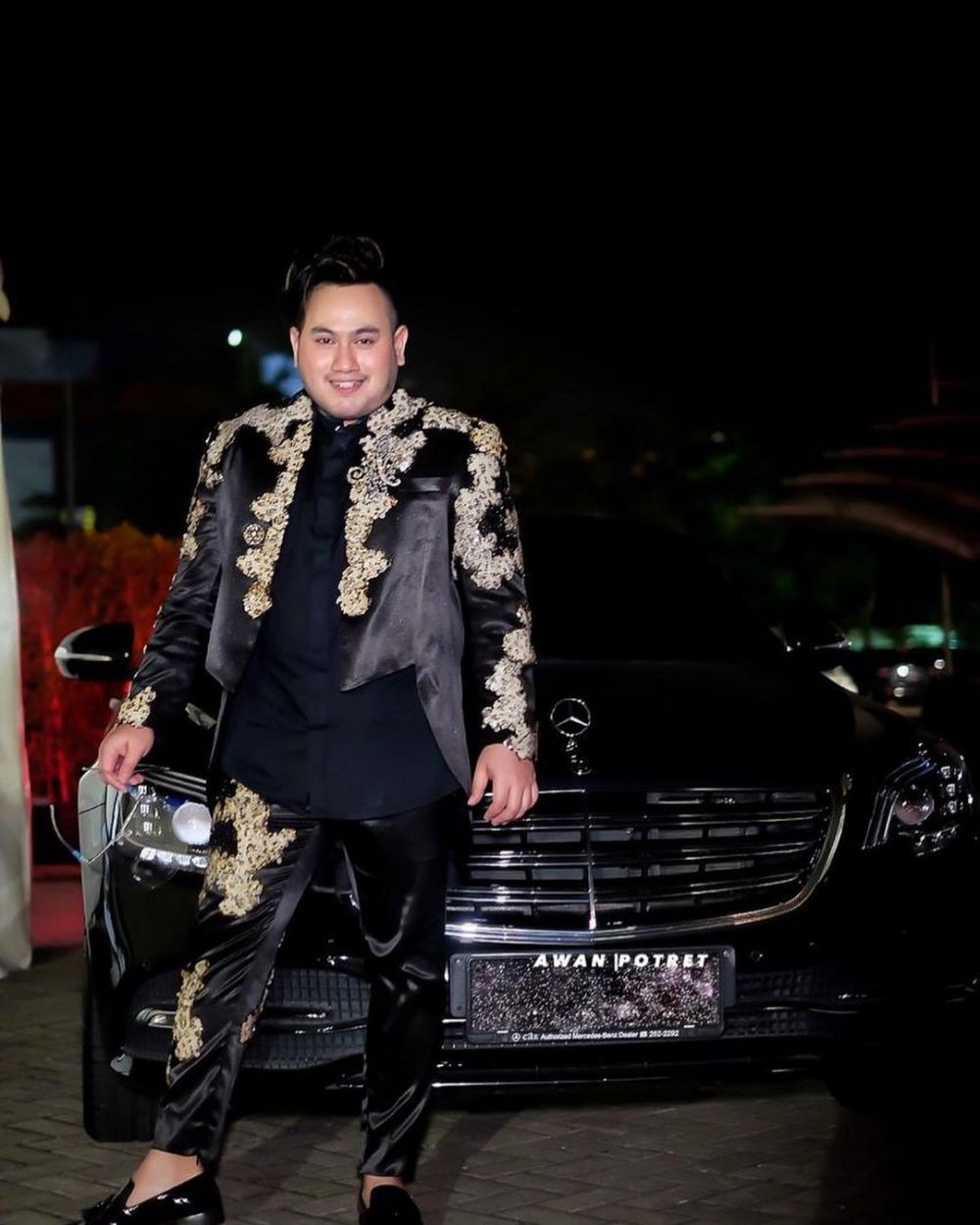 10 Busana Panggung Cetar Nassar KDI, Lebih Glamor dari Biduan Cewek