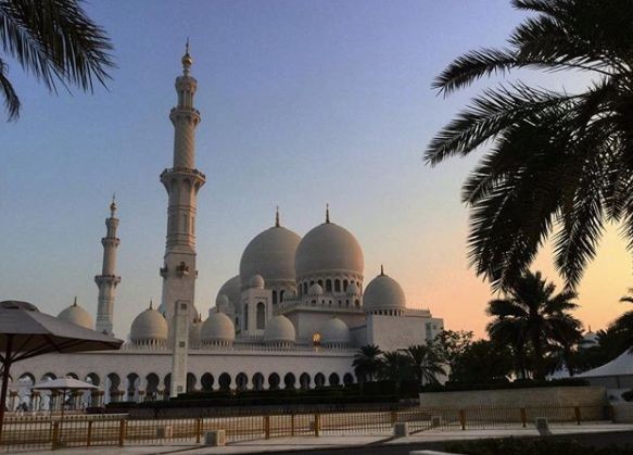4 Catatan Menteri PUPR Basuki Lihat Masjid Sheikh Zayed Solo: Gak Rapi